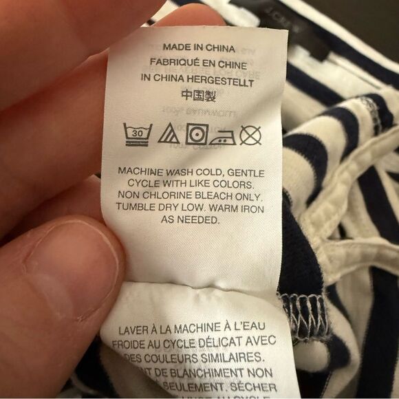 J Crew Top Women Sz M White Blue Stripe Boat Neck Nautical Coastal Preppy Casual - Picture 10 of 12